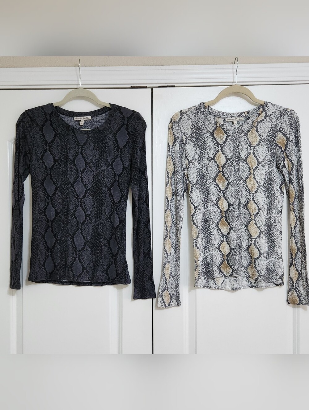Express Long Sleeve Snake Print Tee — Black/Gray  & White/Tan/ Gray